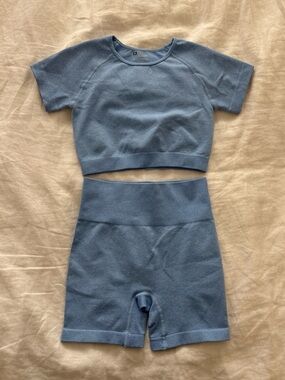 Light Blue Seamless Short Sleeve Crop Top + High Waist Bike Shorts Set